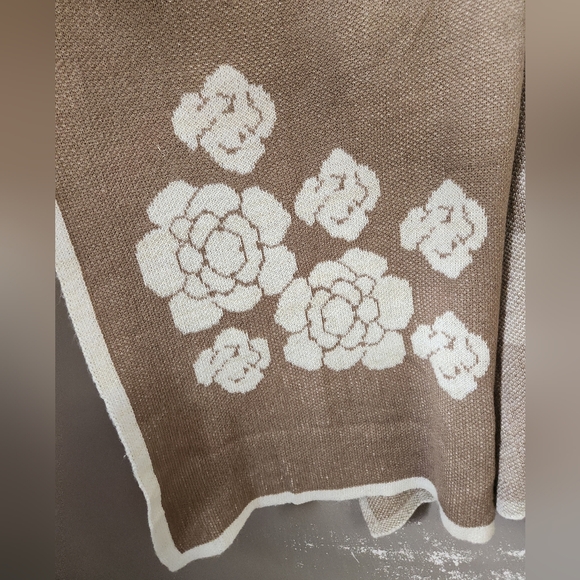 Do Everything in Love Tan and Cream Knit Poncho - Picture 3 of 3